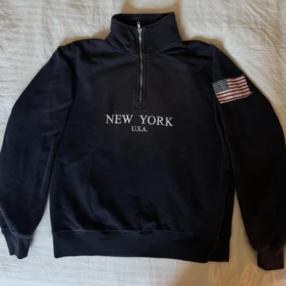 Brandy Melville quarter zip - Picture 1 of 2